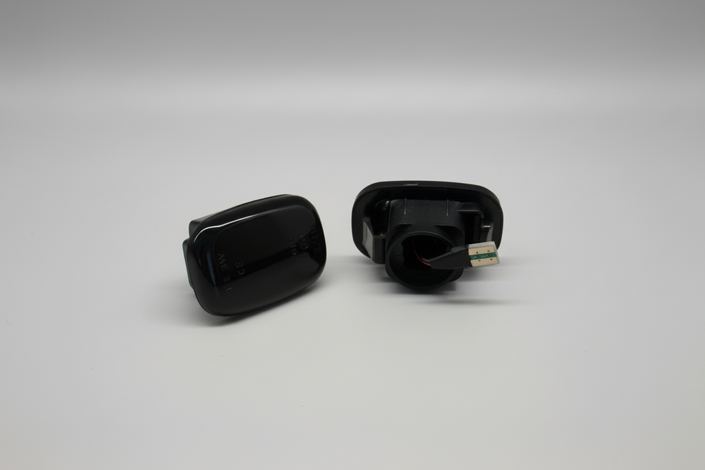 Dynamic LED side indicators for N70/rav4