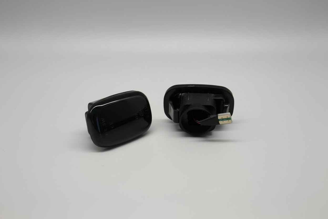 Dynamic LED side indicators for N70/rav4