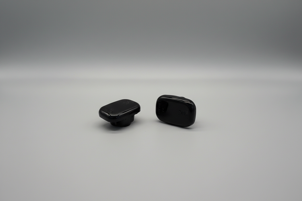 Dynamic LED side indicators for N70/rav4