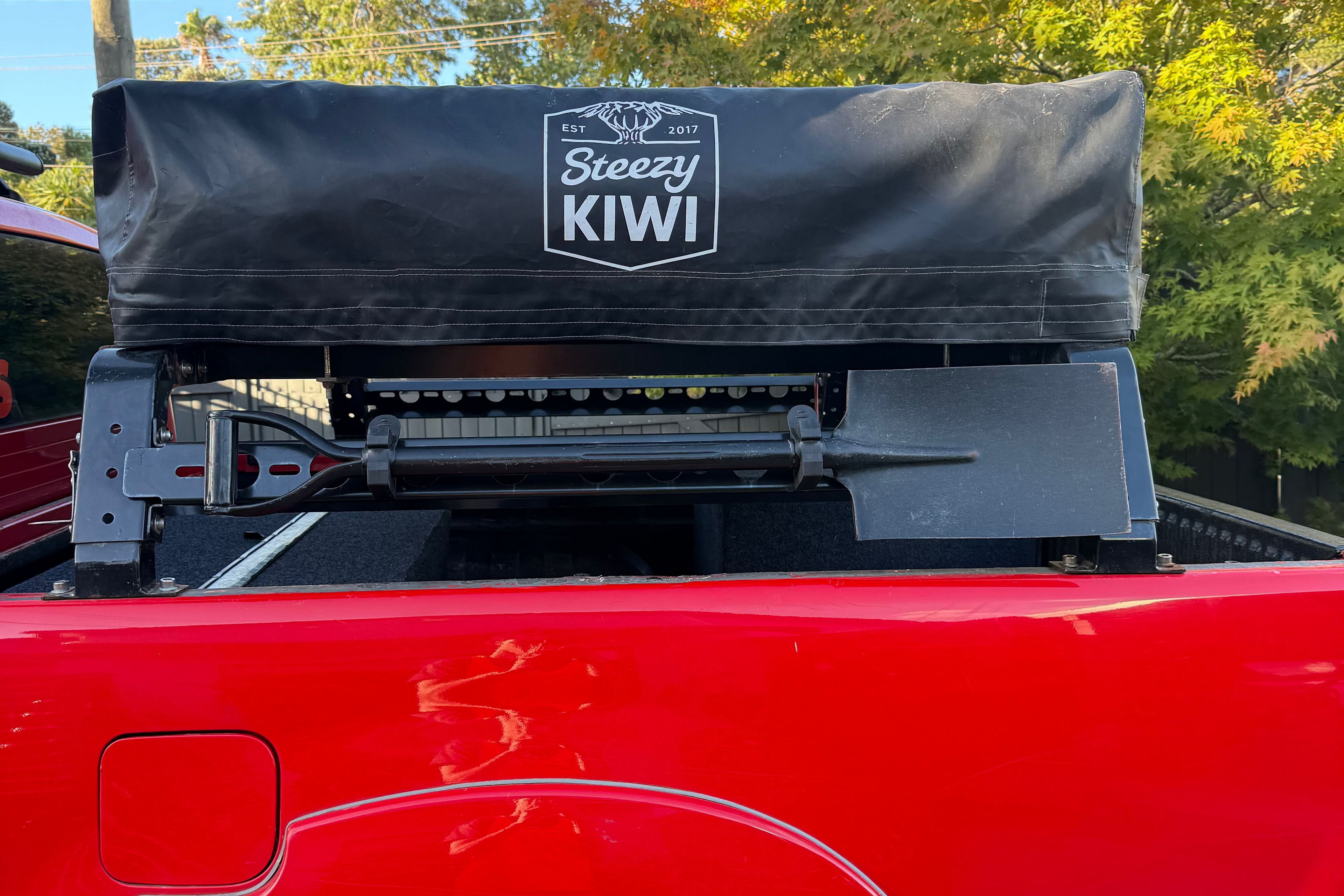 Quick Release Shovel Mount
