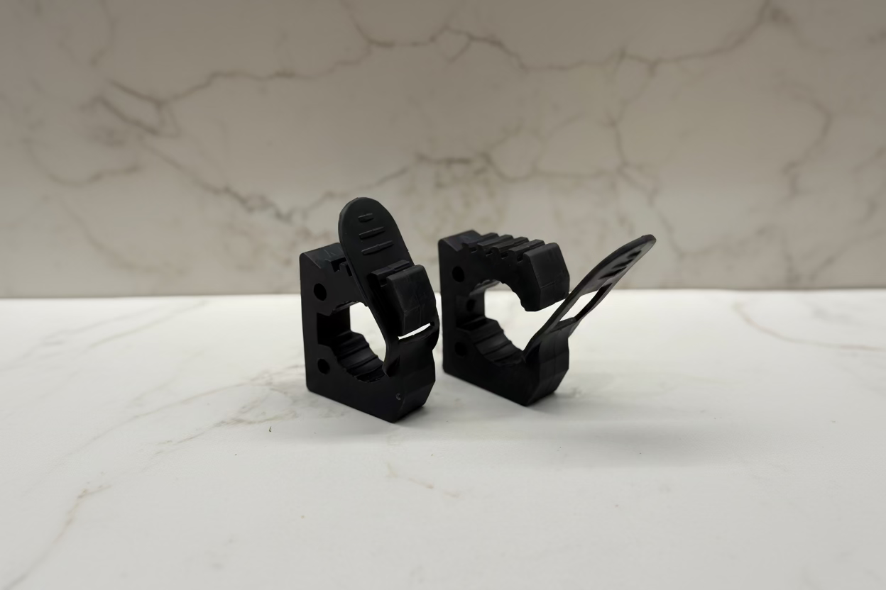 Quick Release Shovel Mount