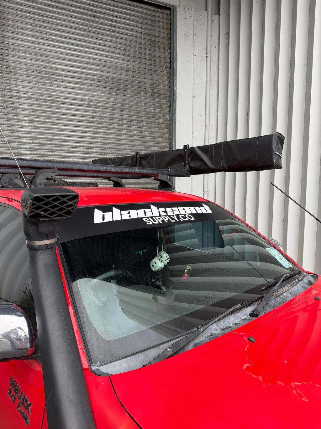 BlackSand Window Banner