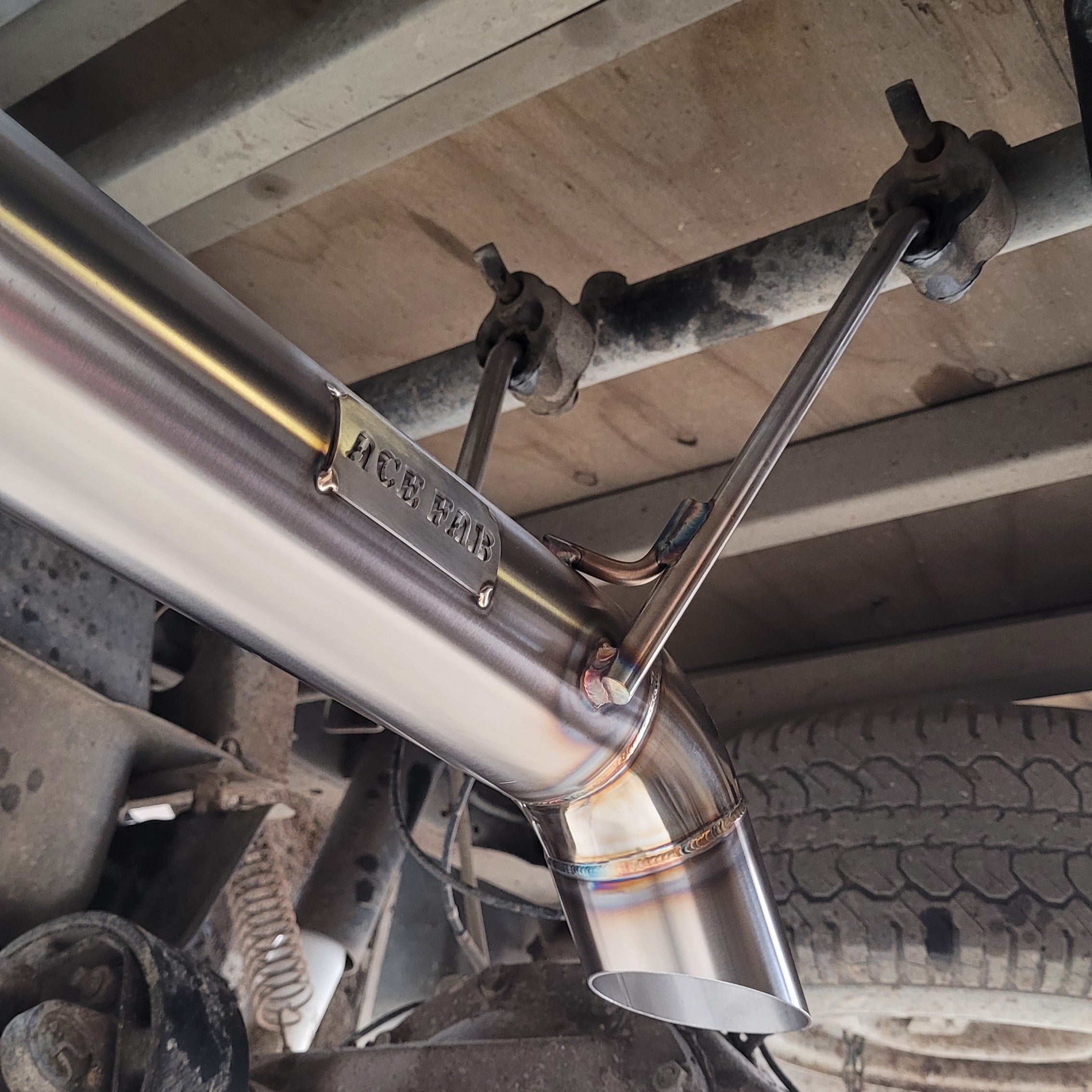 UltraFlow Series - Ford Ranger PK/PJ 2006-2011 3" Diff Dump